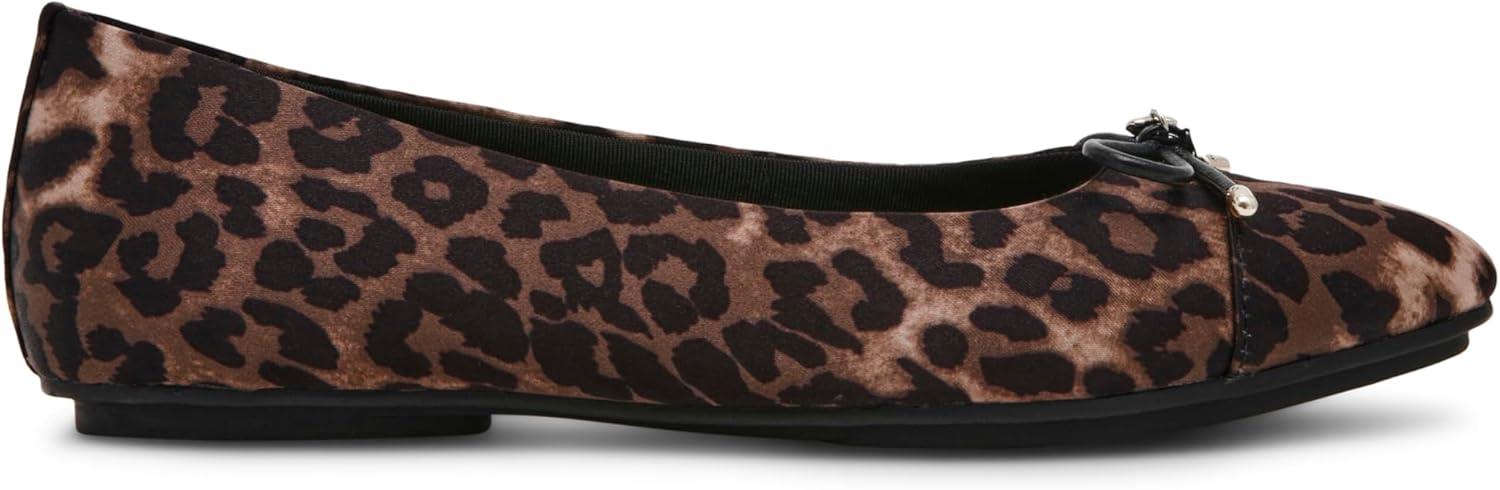 imageAnne Klein Womens LuciLeopard