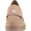 Anne Klein Women’s Quella Pump(Sandstone)