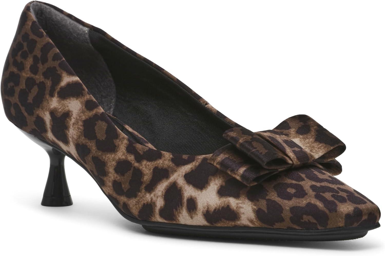 imageAnne Klein Womens TheresaLeopard