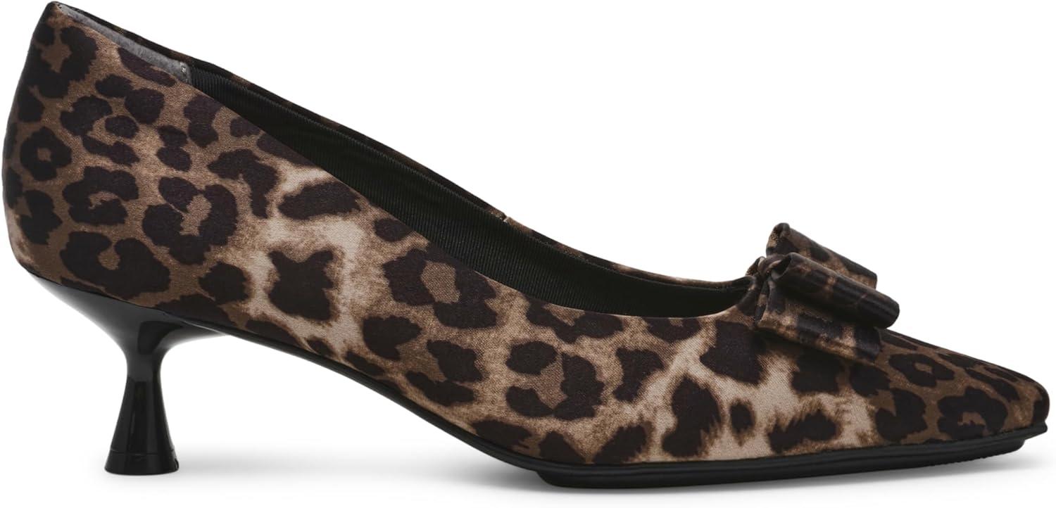 imageAnne Klein Womens TheresaLeopard