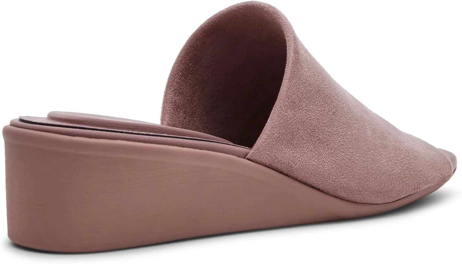 imageAnne Klein Womens Wishful PumpTaupe