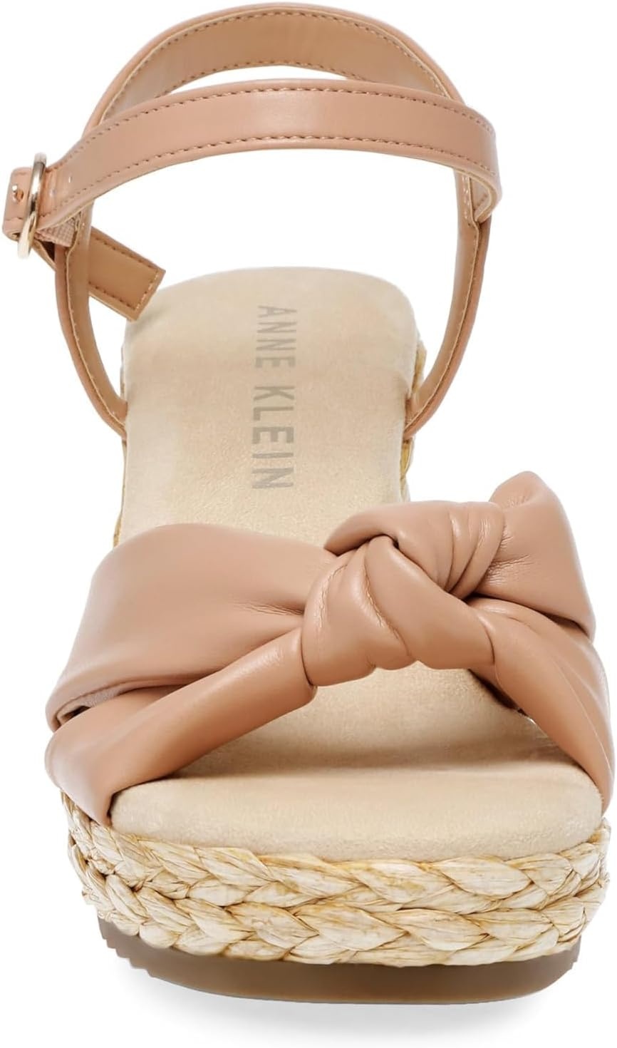 image:imageAnne Klein WintourNude